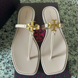 Brand New never been worn Tory Burch Sandals